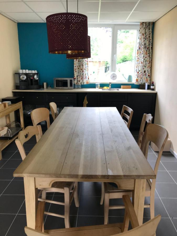 Lomm B&B Antoniushoeve מראה חיצוני תמונה