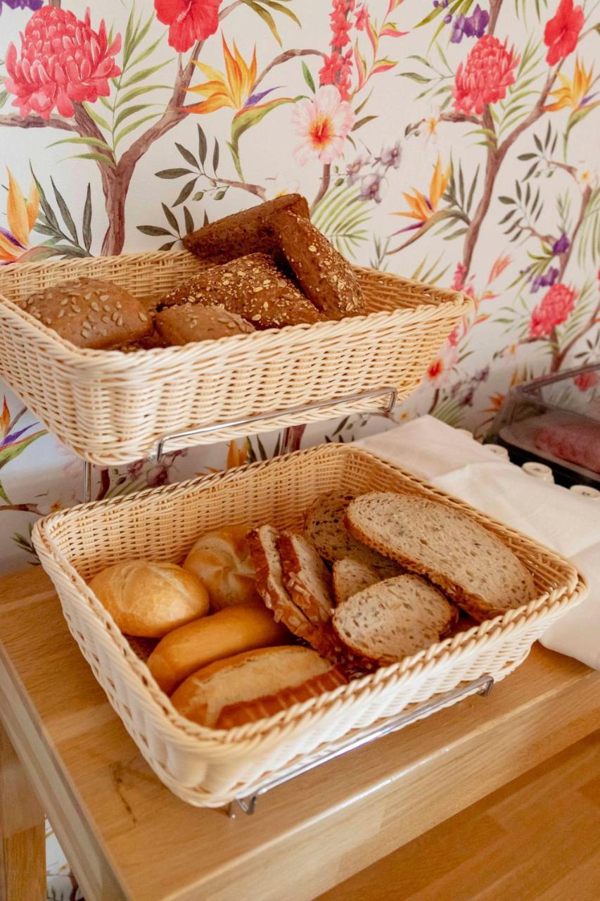 Lomm B&B Antoniushoeve מראה חיצוני תמונה