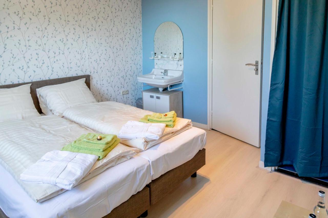 Lomm B&B Antoniushoeve מראה חיצוני תמונה